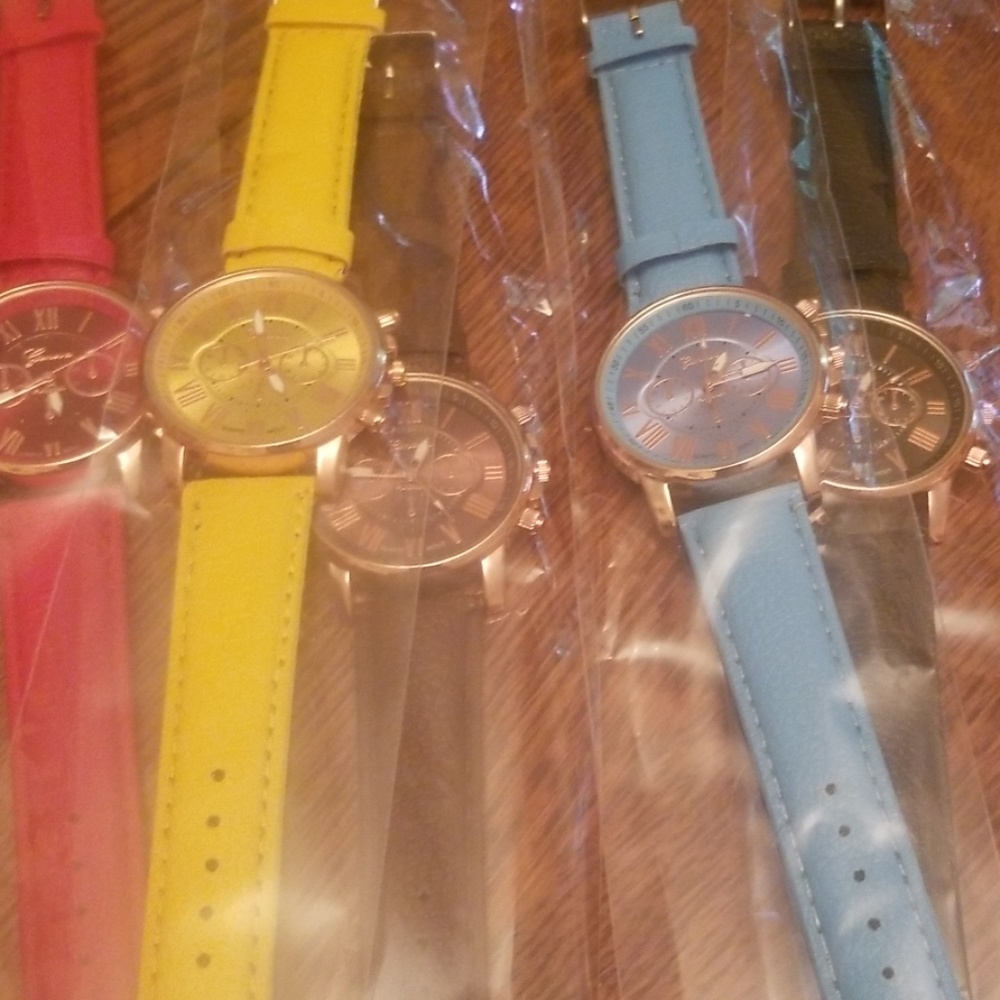 Watch set, 7 total